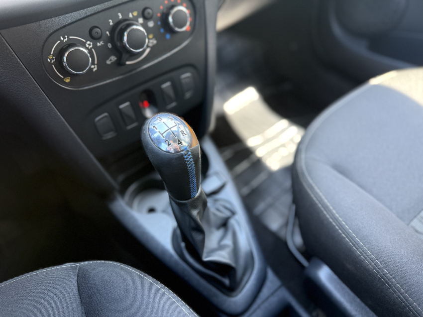 renault sandero 1.0 12v sce flex gt line manual 4p 201913