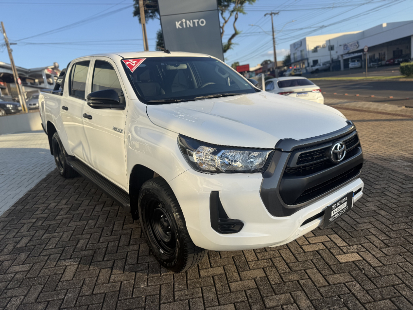 toyota hilux 2.8 d-4d turbo diesel cd power pack 4x4 manual 4p 2024
