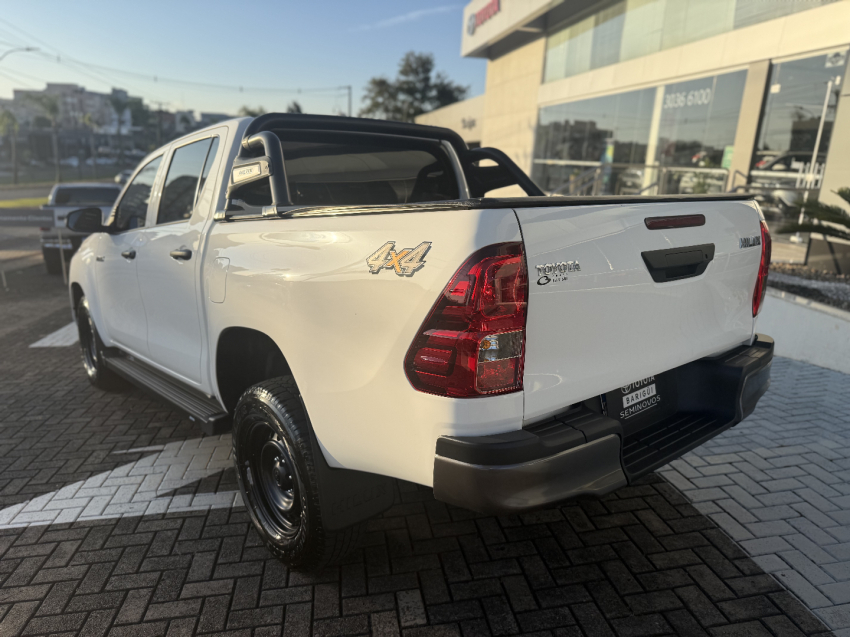 toyota hilux 2.8 d-4d turbo diesel cd power pack 4x4 manual 4p 20245
