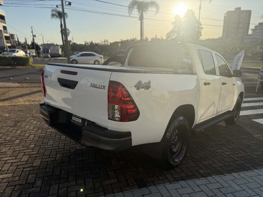 toyota hilux 2.8 d-4d turbo diesel cd power pack 4x4 manual 4p 20247