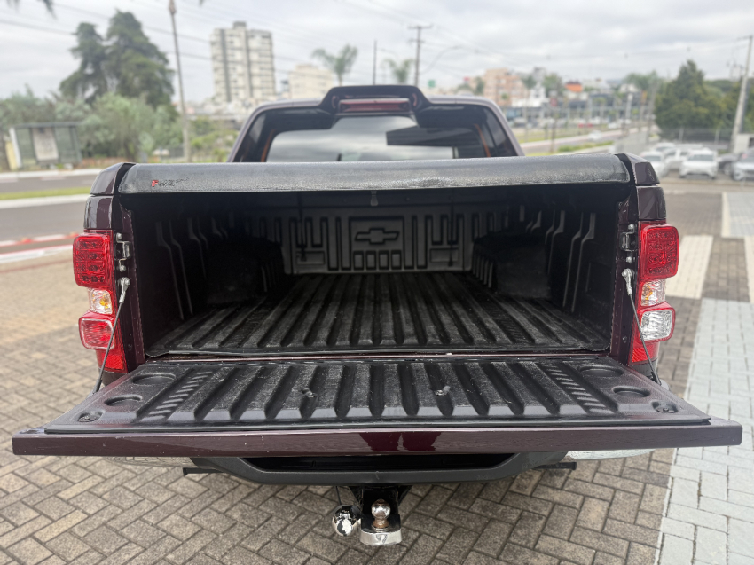 chevrolet s10 2.8 16v turbo diesel high country cd 4x4 automatico 4p 20228