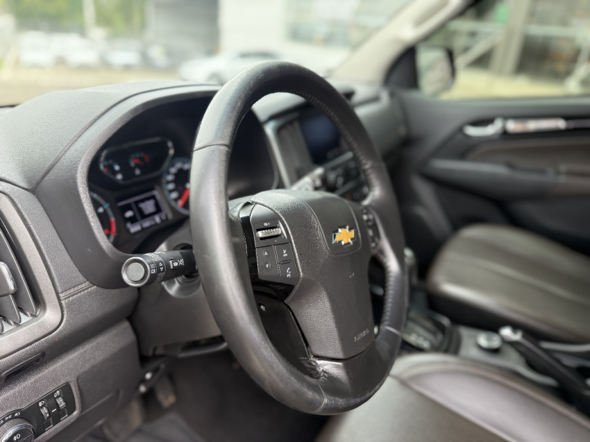 chevrolet s10 2.8 16v turbo diesel high country cd 4x4 automatico 4p 202211