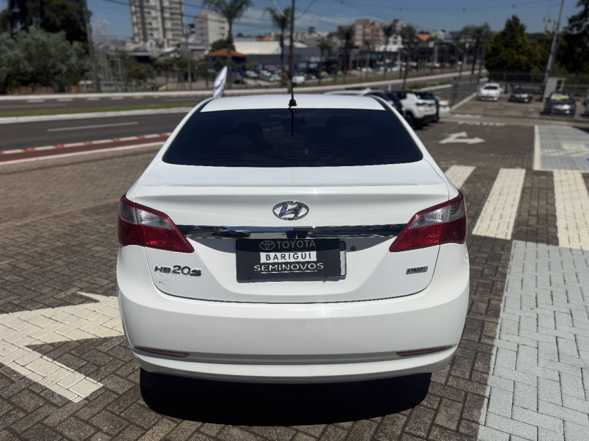 hyundai hb20 1.0 comfort plus 12v flex 4p manual automatico 20156