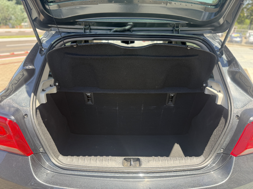 chevrolet onix 1.4 mpfi ltz 8v flex 4p manual automatico 20188