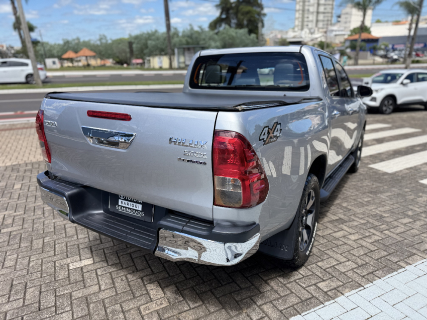toyota hilux 2.8 srx 4x4 cd 16v diesel 4p automatico 20197