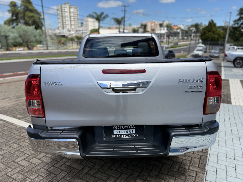 toyota hilux 2.8 srx 4x4 cd 16v diesel 4p automatico 20196