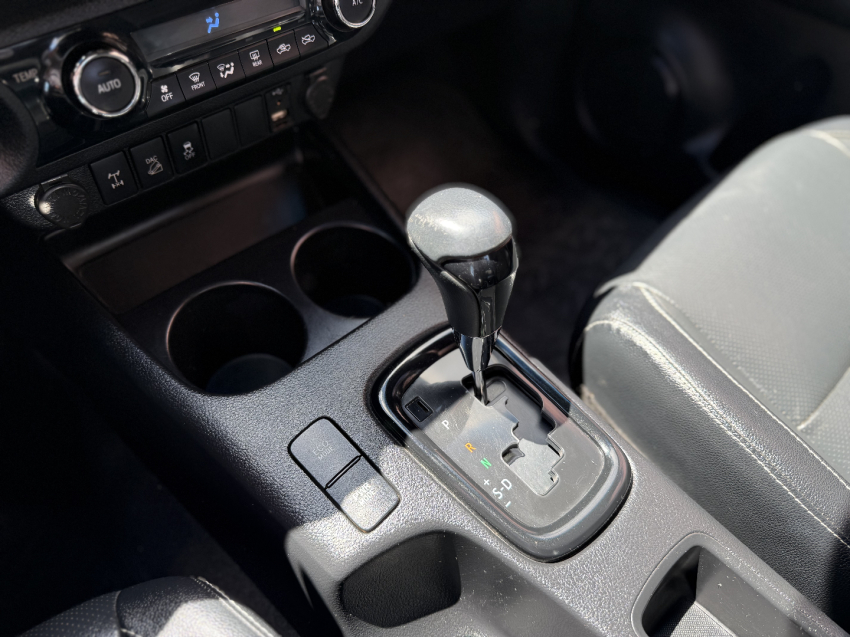 toyota hilux 2.8 srx 4x4 cd 16v diesel 4p automatico 201913