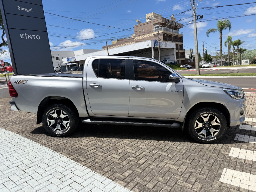 toyota hilux 2.8 srx 4x4 cd 16v diesel 4p automatico 20194
