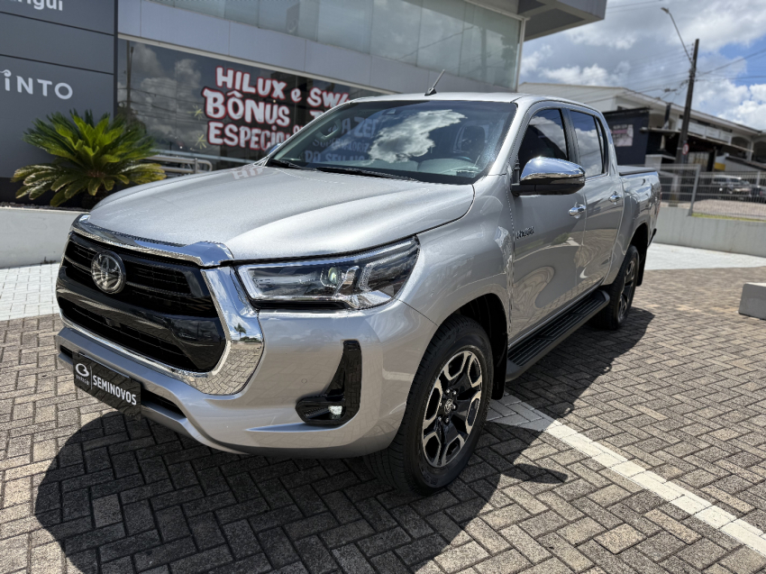 toyota hilux 2.8 d-4d turbo diesel cd srx 4x4 automatico 4p 20222