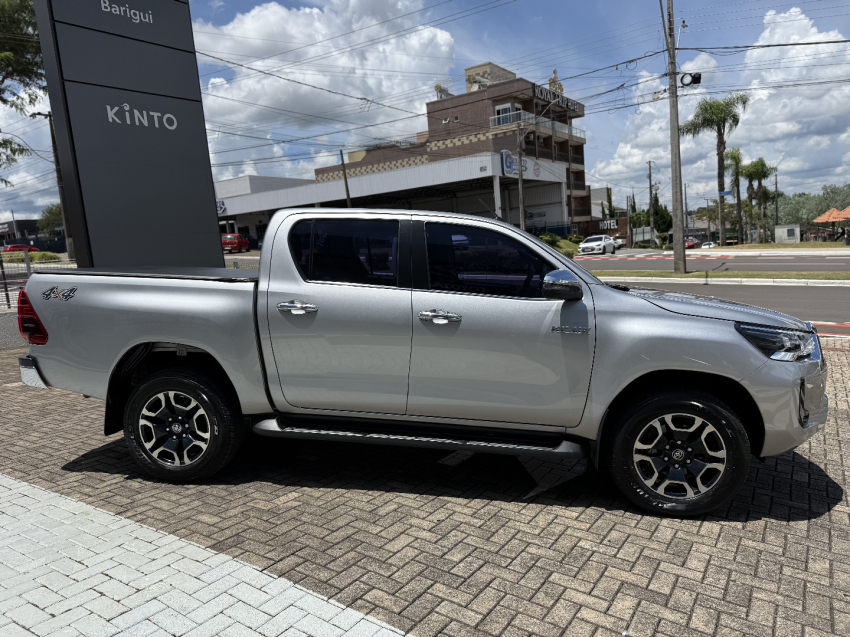 toyota hilux 2.8 d-4d turbo diesel cd srx 4x4 automatico 4p 20224