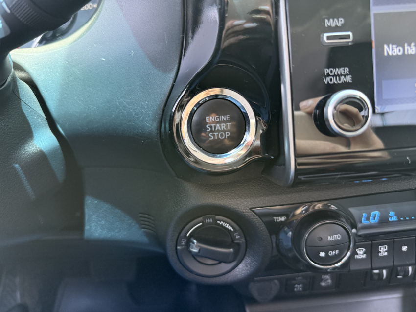 toyota hilux 2.8 d-4d turbo diesel cd srx 4x4 automatico 4p 202217