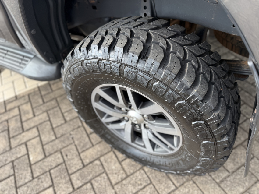 toyota hilux 2.8 sr 4x4 cd 16v diesel 4p automatico 202013