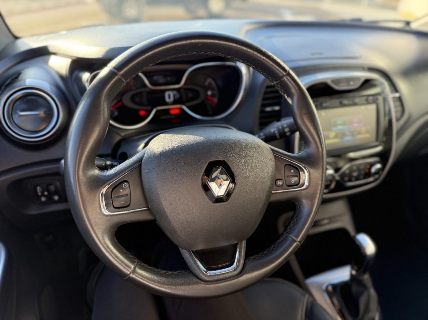 renault captur 1.6 16v sce flex bose x-tronic 4p automatico 202014