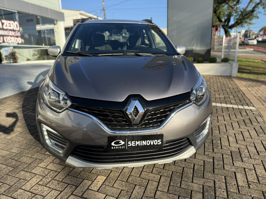 renault captur 1.6 16v sce flex bose x-tronic 4p automatico 20201