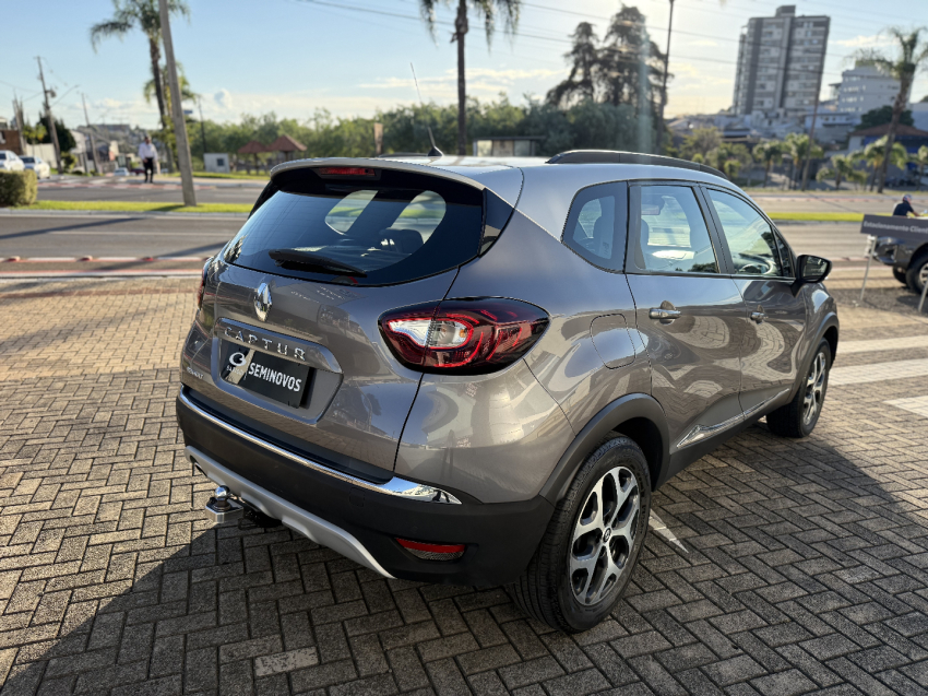 renault captur 1.6 16v sce flex bose x-tronic 4p automatico 20207