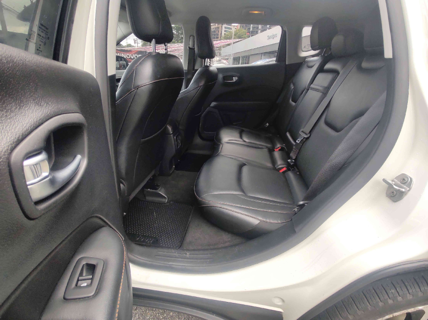 compass limited 4x2 2.0 16v at6 2018/201911