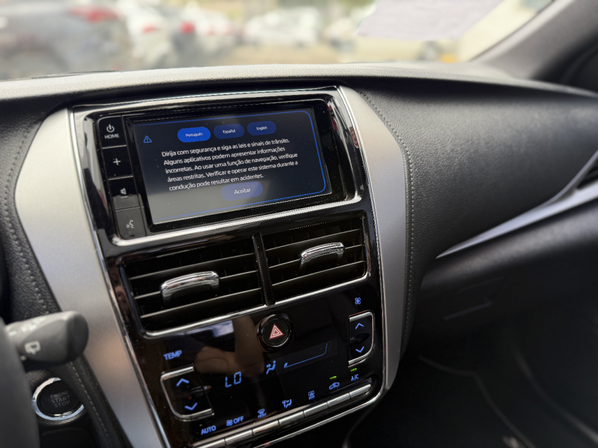 toyota yaris 1.5 16v flex xls connect multidrive 4p automatico 202213