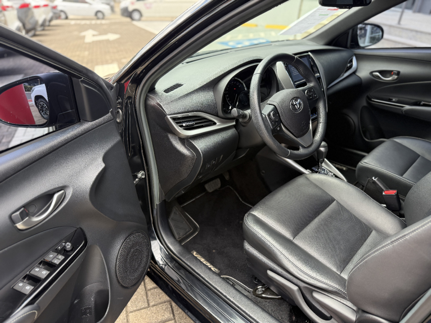 toyota yaris 1.5 16v flex xls connect multidrive 4p automatico 202212