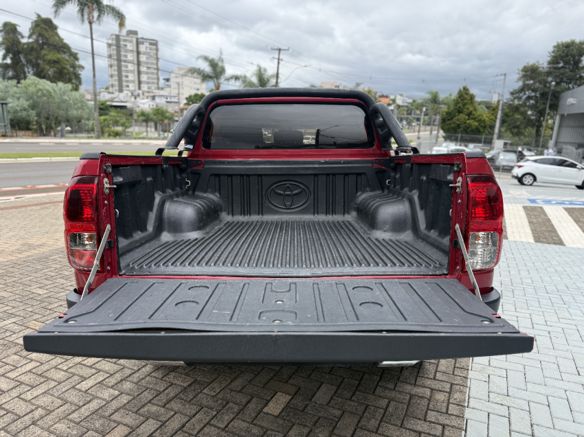 toyota hilux 2.8 srx 4x4 cd 16v diesel 4p automatico 20208