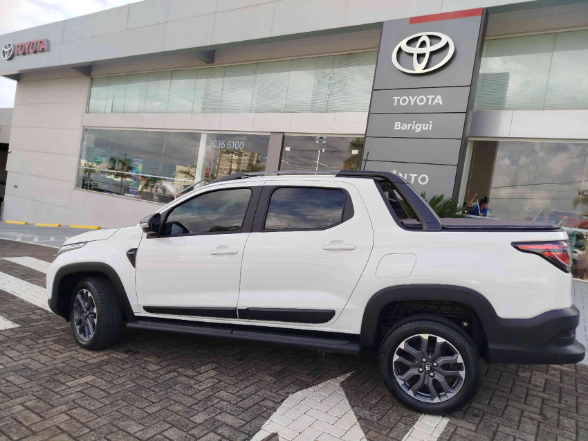 fiat strada 1.0 turbo 200 flex ultra cd cvt 1.3 4p automatico 2026