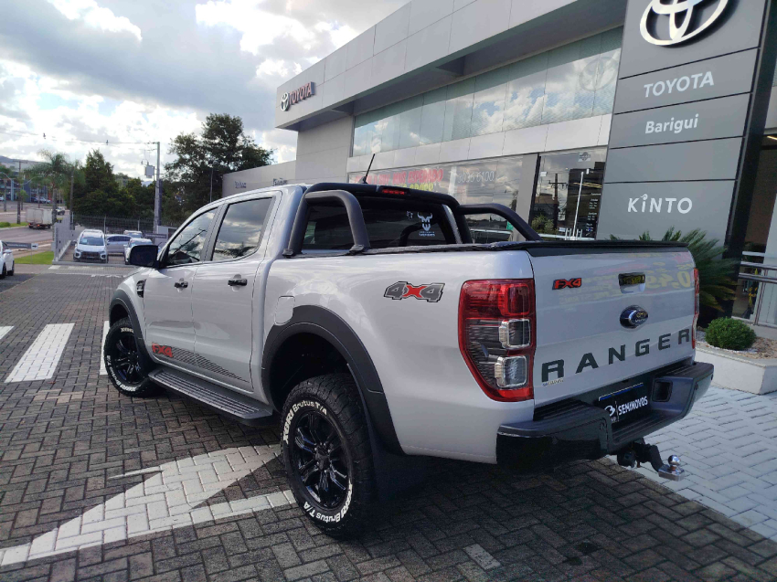 ford ranger 3.2 fx4 4x4 cd 20v diesel 4p automatico 20233