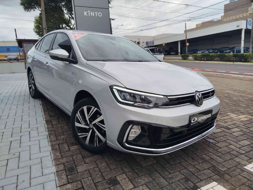 volkswagen virtus 1.0 200 tsi highline automatico flex 4p 2025