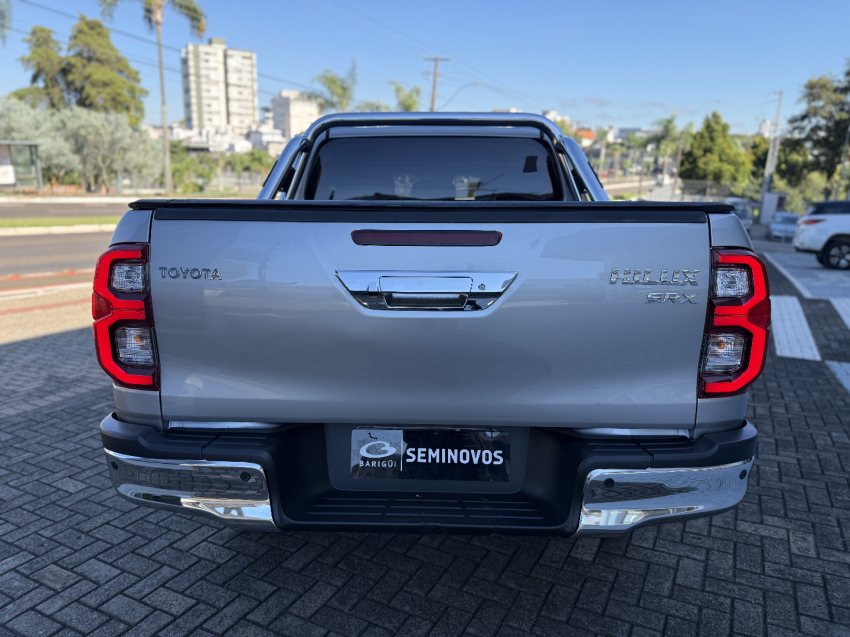 toyota hilux 2.8 d-4d turbo diesel cd srx 4x4 automatico 4p 20236