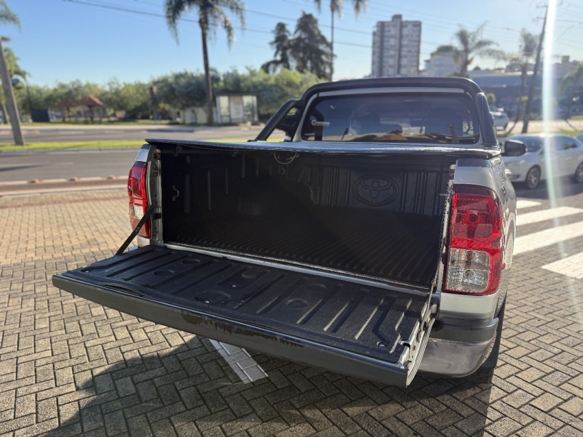 toyota hilux 2.8 narrow 4x4 cd 16v diesel 4p manual 20198