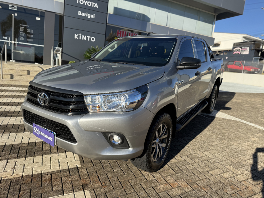 toyota hilux 2.8 narrow 4x4 cd 16v diesel 4p manual 20192
