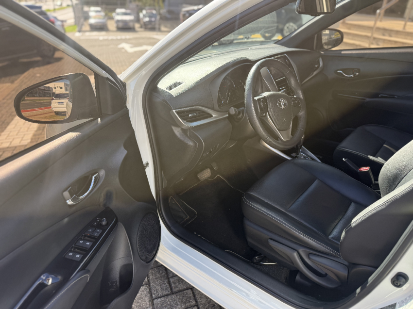 toyota yaris 1.5 16v flex xls multidrive 4p automatico 20196