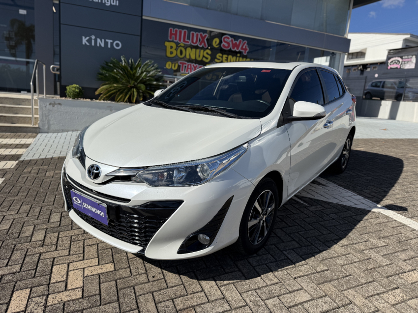 toyota yaris 1.5 16v flex xls multidrive 4p automatico 20192