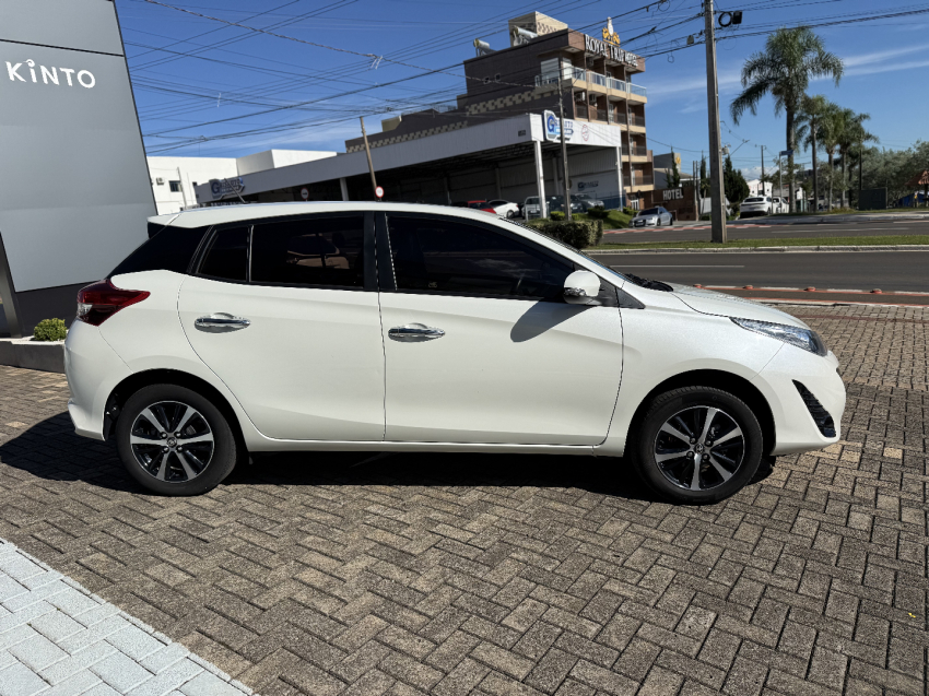 toyota yaris 1.5 16v flex xls multidrive 4p automatico 20194