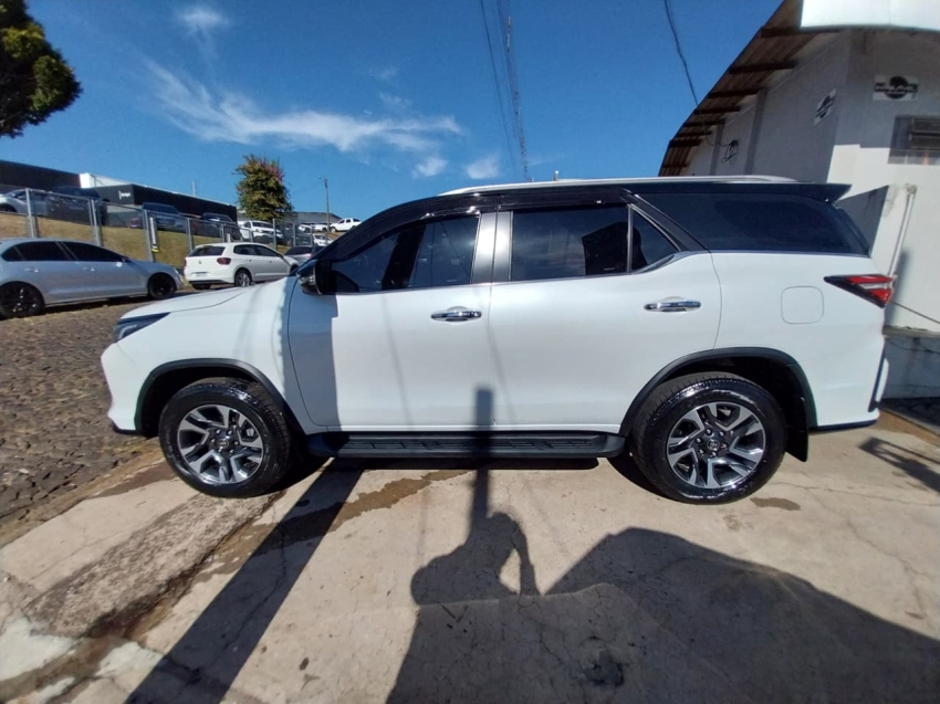 toyota hilux sw4 2.8 d-4d turbo diesel diamond 7l 4x4 automatico 4p 20246