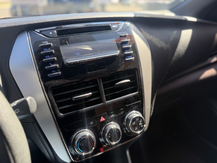 toyota yaris 1.3 16v flex xl manual 4p 201912