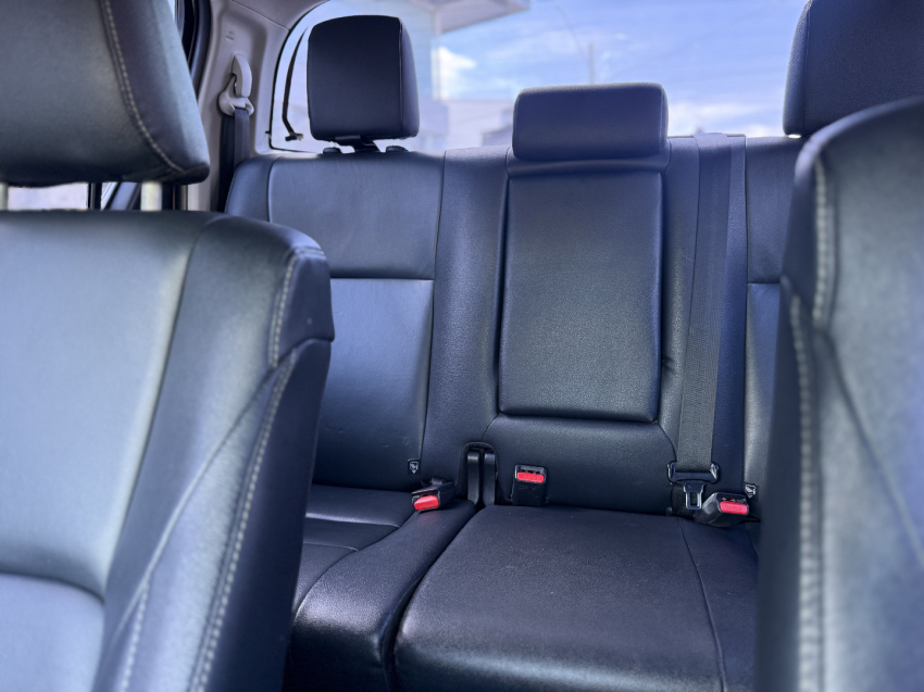 toyota hilux 2.8 d-4d turbo diesel cd srv 4x4 automatico 4p 202215