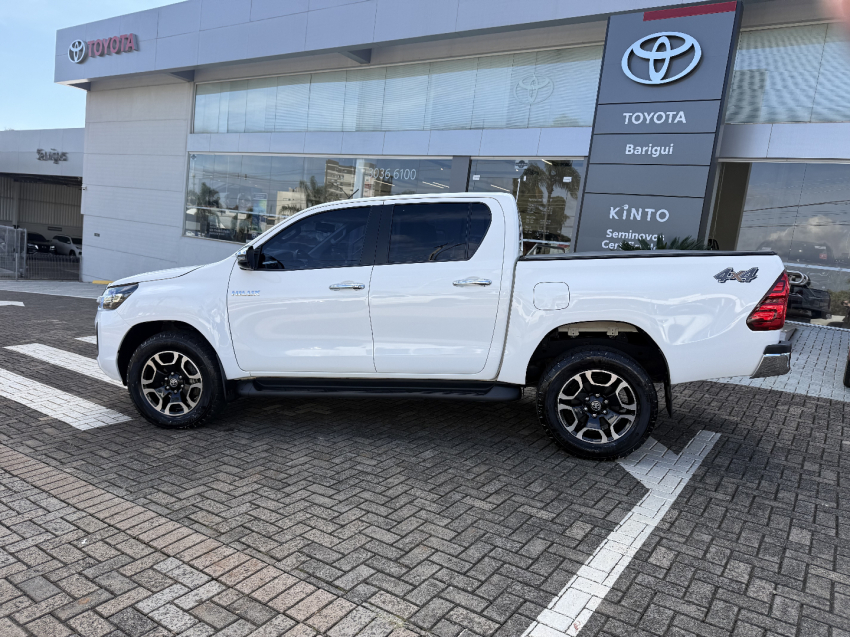 toyota hilux 2.8 d-4d turbo diesel cd srv 4x4 automatico 4p 20224