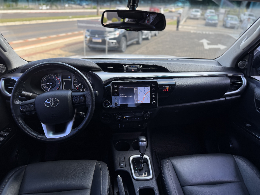 toyota hilux 2.8 d-4d turbo diesel cd srv 4x4 automatico 4p 20229