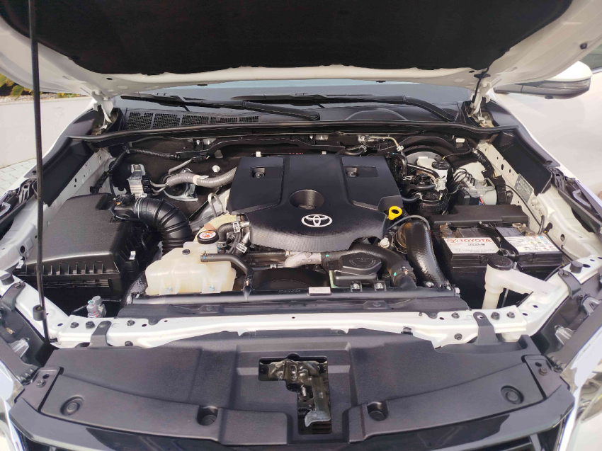 toyota hilux sw4 2.8 d-4d turbo diesel srx 7l 4x4 automatico 4p 20247