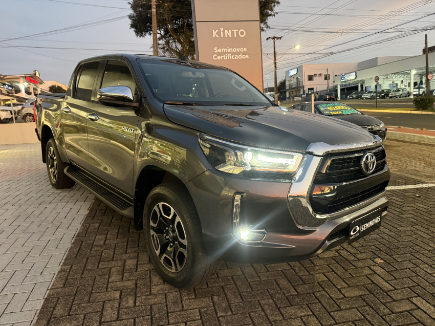 toyota hilux 2.8 d-4d turbo diesel cd srv 4x4 automatico 4p 20250