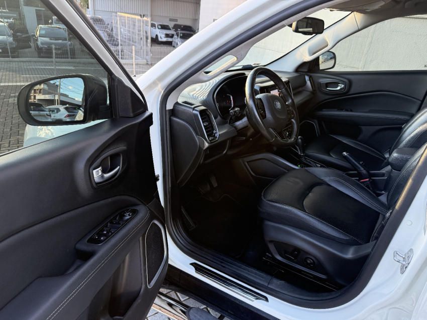 fiat toro 2.0 16v turbo diesel volcano 4wd at9 4p automatico 20229