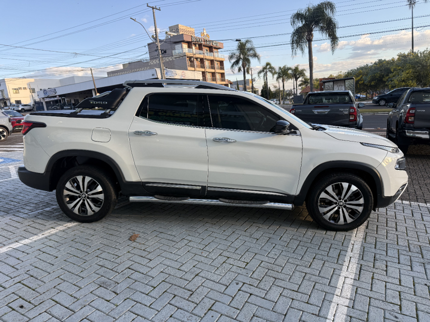 fiat toro 2.0 16v turbo diesel volcano 4wd at9 4p automatico 20224