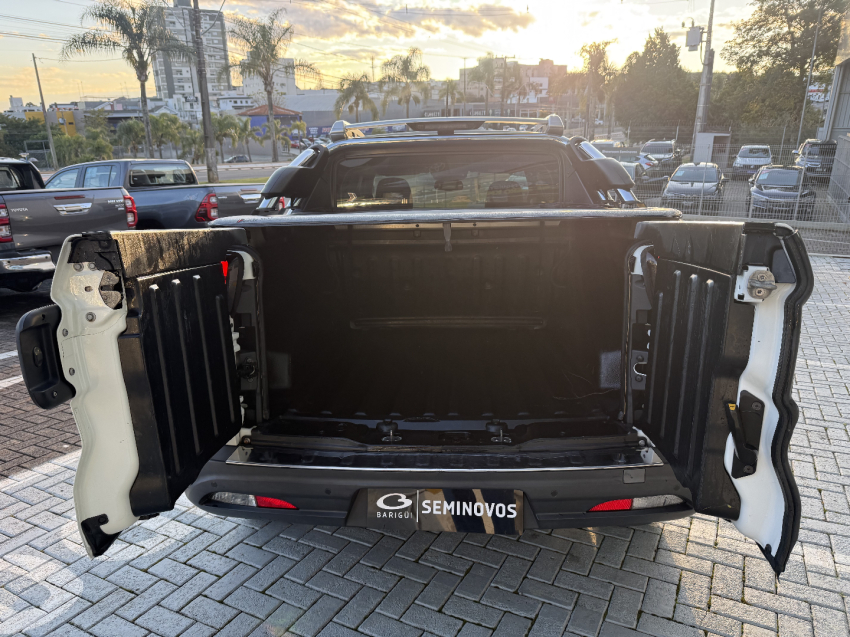 fiat toro 2.0 16v turbo diesel volcano 4wd at9 4p automatico 20228