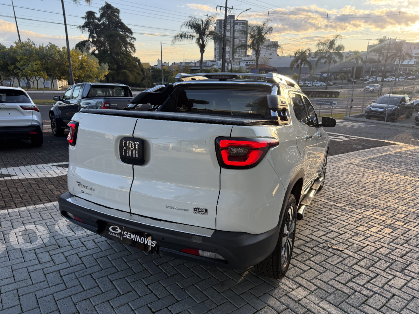 fiat toro 2.0 16v turbo diesel volcano 4wd at9 4p automatico 20227