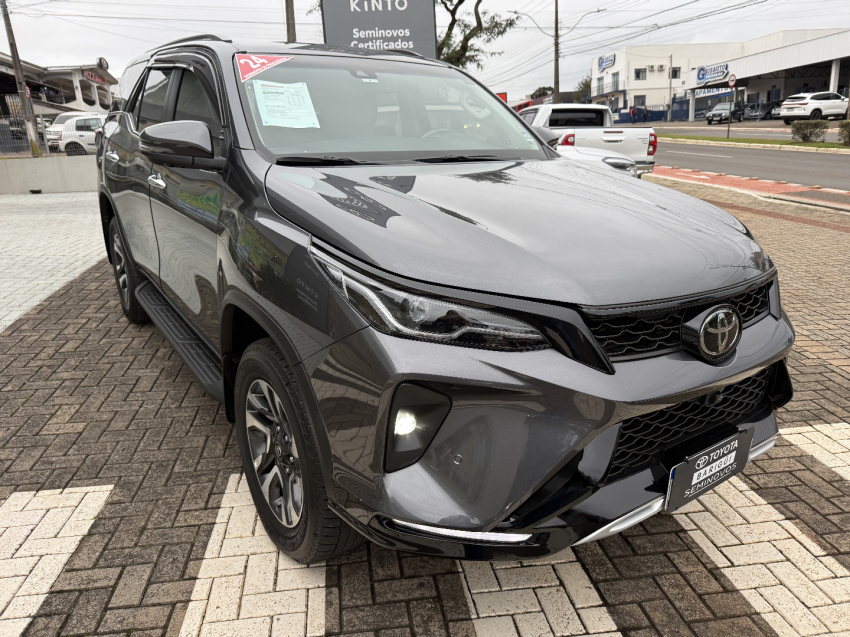 toyota hilux sw4 2.8 d-4d turbo diesel srx platinum 4x4 automatico 4p 2024
