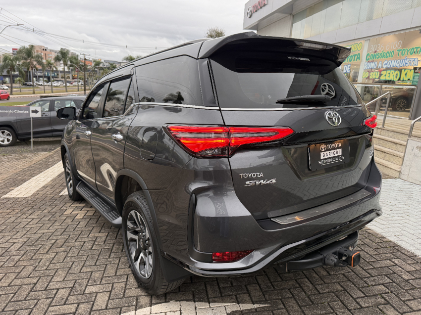 toyota hilux sw4 2.8 d-4d turbo diesel srx platinum 4x4 automatico 4p 20246