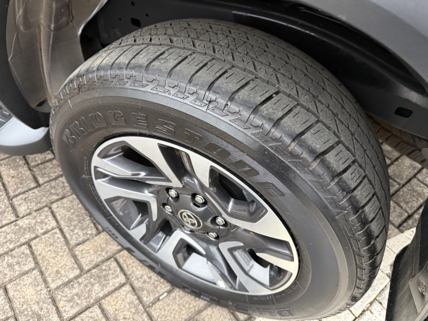 toyota hilux sw4 2.8 d-4d turbo diesel srx platinum 4x4 automatico 4p 202415