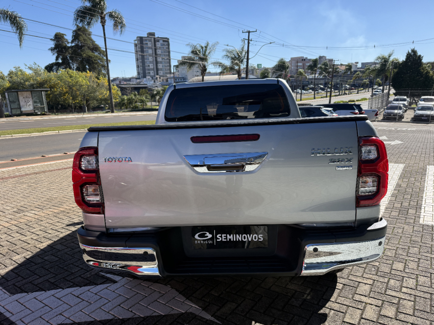 toyota hilux 2.8 d-4d turbo diesel cd srx plus 4x4 automatico 4p 20244