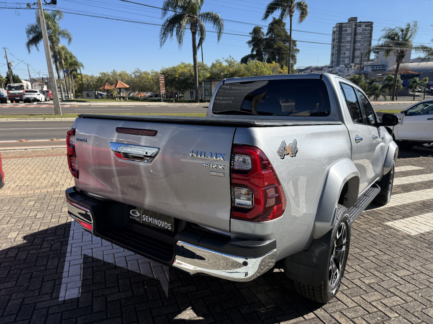 toyota hilux 2.8 d-4d turbo diesel cd srx plus 4x4 automatico 4p 20245