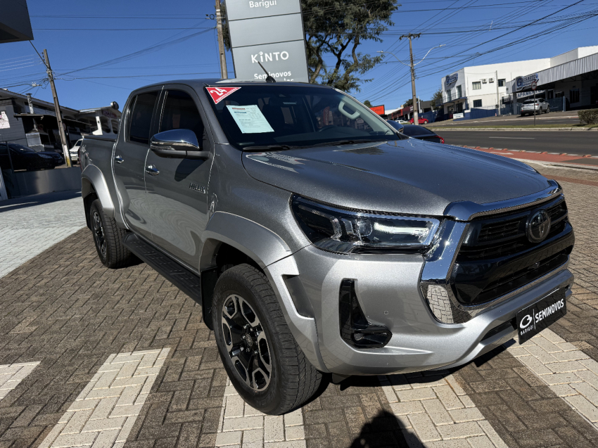 toyota hilux 2.8 d-4d turbo diesel cd srx plus 4x4 automatico 4p 2024