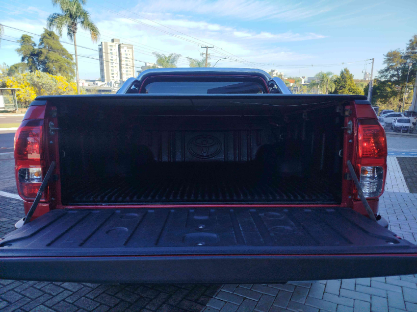 toyota hilux 2.8 srx 4x4 cd 16v diesel 4p automatico 20206